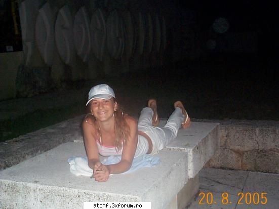 sekret imi place suna seckret e un adevarat secret:p